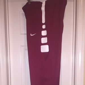 Nike women’s sweats (burgundy color)